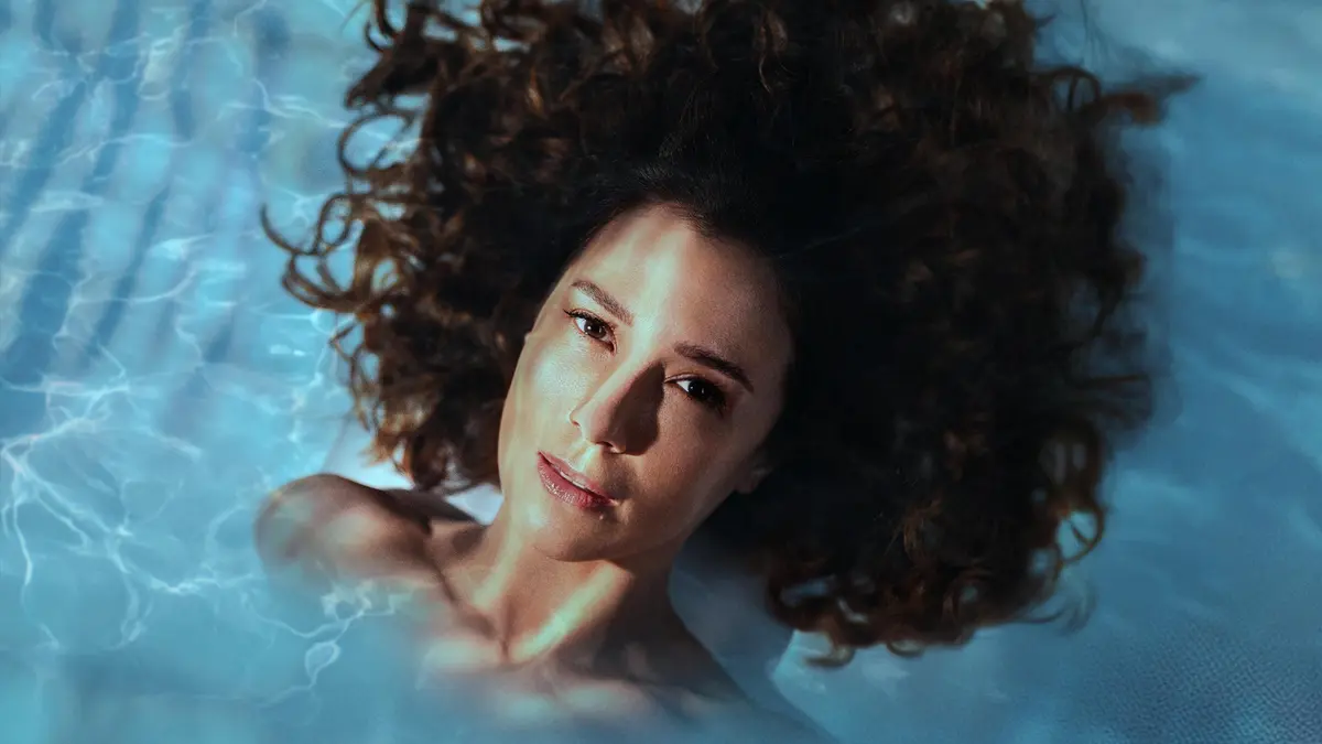 bg cover for Angela Diniz : assassinée et accusée