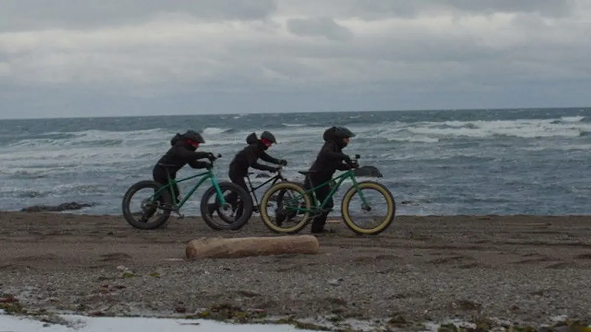 bg cover for Épique