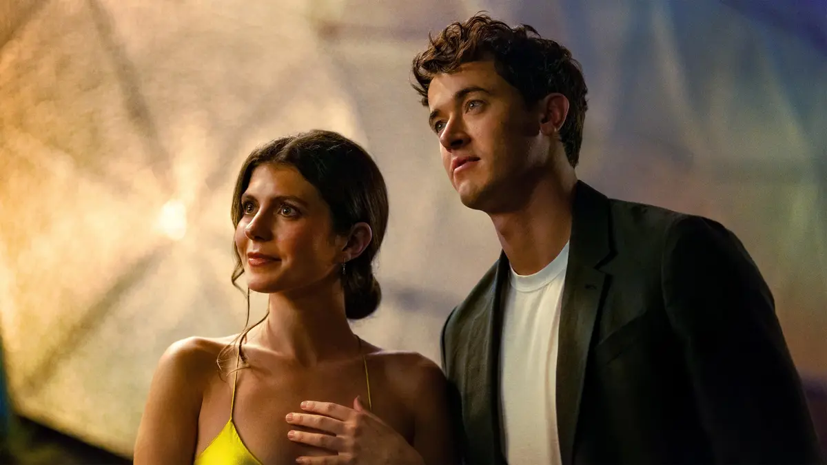 bg cover for People We Meet on Vacation