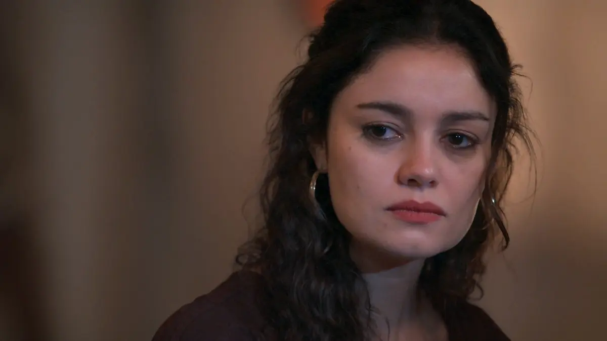 bg cover for Três Graças